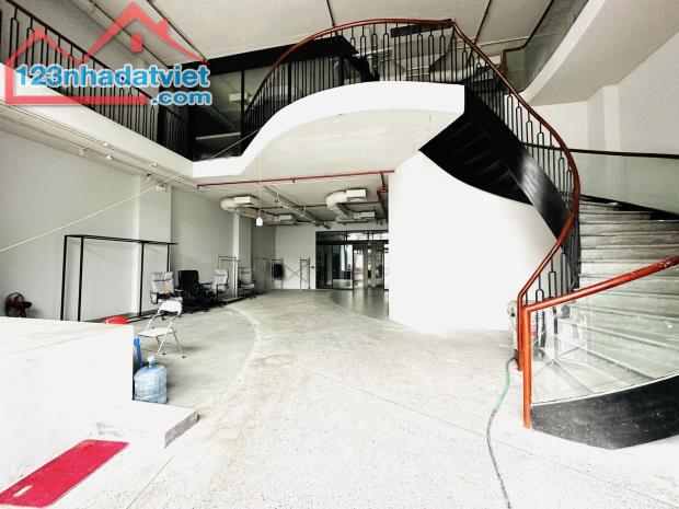 Mặt Phố Xuân La,Tây Hồ-267M x9.5T-MT 12M-Kinh Doanh-MT Quyền Lực-GP Chuẩn-Chỉ 205 tỷ