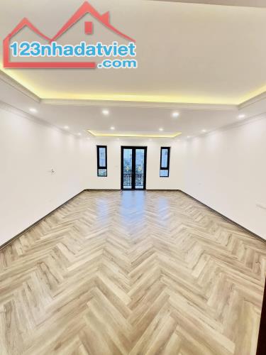 NHÀ 61M2*7T TRƯƠNG ĐỊNH, THANG MÁY, Ô TÔ TẢI TRÁNH NHAU - 2