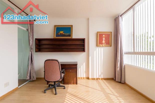 Bán nhà Lê Văn Thọ Phường 8 - Nhà thờ Hạnh Thông Tây, Xe hơi, 4m x 23m - Giá 9.5 tỷ TL - 5