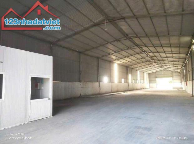 Cho thuê xưởng khánh bình, Thành phố Tân Uyên, Tỉnh Bình Dương.Xưởng + đất 1.400m2. Xưởng - 1