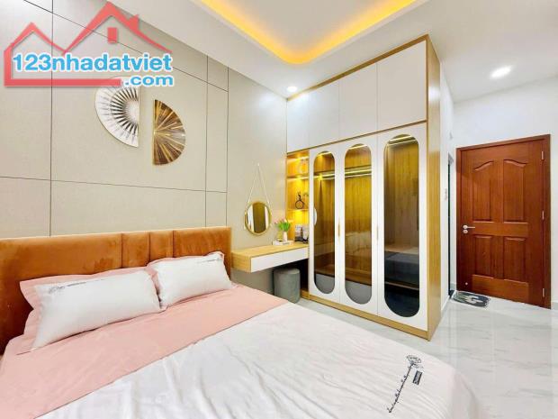 BÁN SIÊU PHẨM NHÀ ĐẸP MẶT TIỀN PHAN VĂN TRỊ - HẺM XE HƠI. HẺM XE HƠI ĐẬU TRƯỚC CỔNG - BÌNH - 4