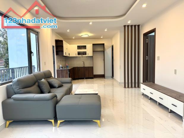 Bán Nhà Sổ Riêng Xây Dựng. Đường Thánh Tâm  Trung tâm Đà Lạt - 1