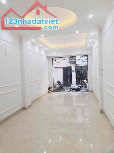 Bán nhà Đội Cấn, Ba Đình, ôtô đỗ cửa, 70mx4t, 12 tỷ, 0985696268