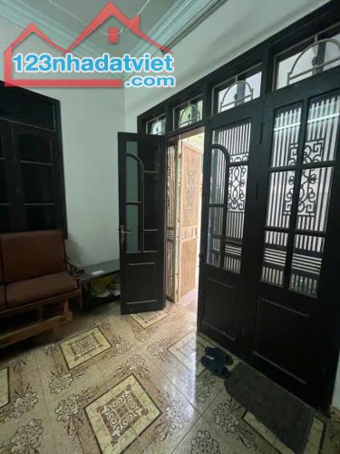 📣BÁN NHÀ PHỐ HOÀNG MAI,45M2,4 TẦNG, MT 5.9 M. GIÁ 7.2 TỶ. Ô TÔ ĐỖ CỬA