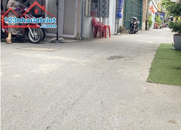♥ Nhà 3 mặt Kiệt gần 4m thẳng thông nhìn  thấy MT Hoàng Diệu, 55m2, 2 tầng, đẹp thoáng - 4