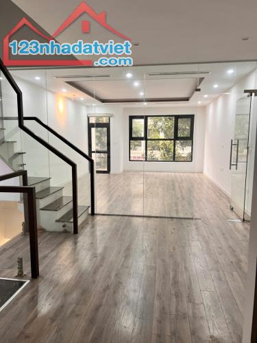 CHO THUÊ NHÀ Vinhomes Hàm Nghi, DT 110m, 5,5 tầng, MT 6m, THANG MÁY, THÔNG SÀN - 1