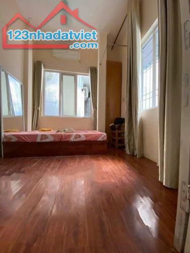 chính chủ bán nhà Ngõ 28 Văn Hương 4.5 tầng, Kinh doanh, 2PN, SĐCC. LH 0904509948