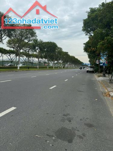 💎Chính chủ gửi bán lô đất 2 MT Nguyễn Sinh Sắc,P Hoà Minh, Quận Liên Chiểu.Đà Nẵng