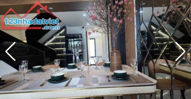 Nhà 2,5 tầng đường Võ An Ninh . Vừa mới xây full nội thất xịn xò . DT:95m . Giá 5tỷ850 - 2