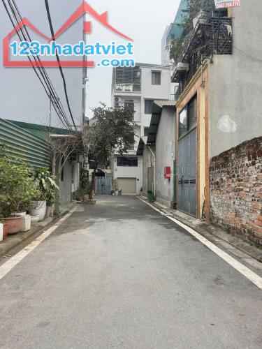 Bán Nhanh Lô Đất Bát Khối Tư Đình, Giá Đầu Tư 6.X Tỷ, 55m2, Ngõ Ô Tô, Gần Phố, Dân Trí Cao - 2