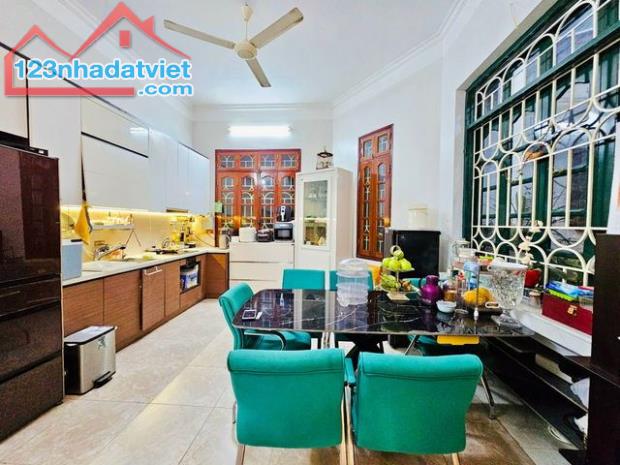 Biệt thự sân vườn, ô tô đỗ cửa 83m2x 4 tầng,Giải Phóng – Hoàng Mai. Giá chào 17.6 tỷ - 3