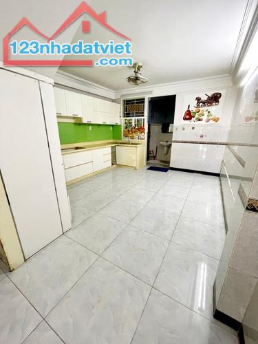 MẶT TIỀN KHU BÌNH PHÚ 1, 5 TẦNG, 4X20M, GẦN NGAY BỆNH VIỆN Q6 RA HẬU GIANG, NGUYỄN VĂN LUÔ - 2