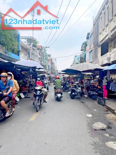 Mặt tiền Bùi Minh Trực 4.2x16 đúc 4 tầng chỉ 18 tỷ