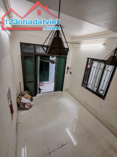 Bán nhà riêng Lô góc Trương Định, Hai Bà Trưng 44m x 5T giá 6.95 tỷ, cải tạo cho thuê