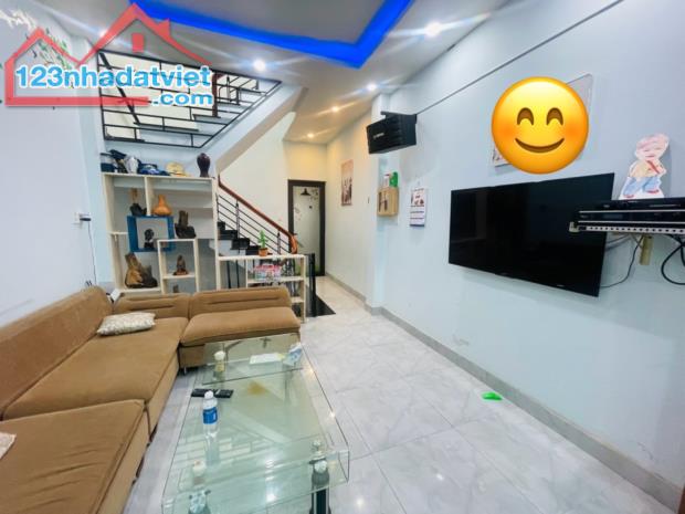 THẠCH THANG HẢI CHÂU - 3 TẦNG 3 MÊ 3 PHÒNG NGỦ KHÉP KÍN CÔNG NĂNG ĐẦY ĐỦ - CHÍNH CHỦ LÂU - 1