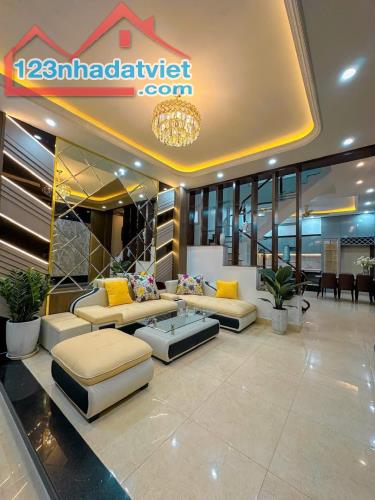 Bán NhÀ 4 tầng ĐÔNg KhÊ, Ngô Quyền.51m2.Ngõ 3m.Vị trí kinh doanh.FULl Nội Thất.Chỉ 4,15 tỷ - 1