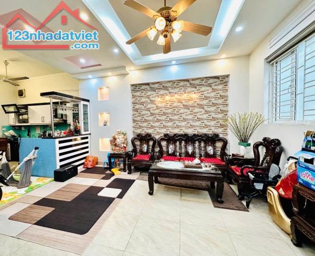 NHÀ TÂY HỒ - SIÊU PHẨM - NGÕ THÔNG - OTO 30M - DT55M2X4T - CHỈ 8.6 TỶ - 1