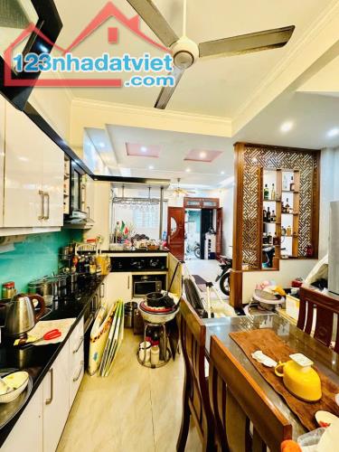 NHÀ TÂY HỒ - SIÊU PHẨM - NGÕ THÔNG - OTO 30M - DT55M2X4T - CHỈ 8.6 TỶ - 2