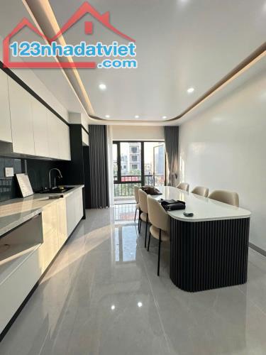Nhà xây mới độc lập - Thang Máy, 56m 4 tầng, Giá 6.6 tỉ - Tái định cư Vĩnh Niệm - 2
