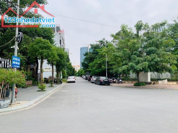 Bán lô đất 66m  sau Quận Ủy, Hồng Bàng giá chỉ 5,x tỷ  LH 0979087664