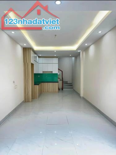 Bán nhà 30m2 cạnh UB xã Vân Canh, Hoài Đức. Nhà hoàn thiện sẵn ở Ngay. Ngõ thoáng tiện Ôtô - 1