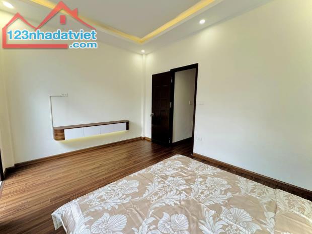 BÁN NHÀ PHỐ TRƯƠNG ĐỊNH – HOÀNG MAI, NGÕ THÔNG RỘNG, THOÁNG TRƯỚC SAU, NHÀ 5 TẦNG ĐẸP. - 2