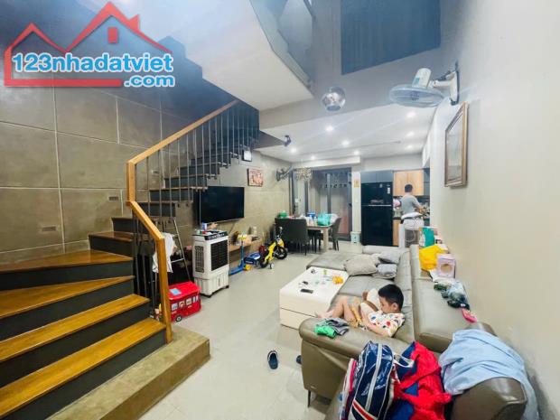 BÁN NHÀ QUẬN 6, MTKD HẬU GIANG, 4 X 31M - 3 TẦNG, NHỈNH 18 TỶ