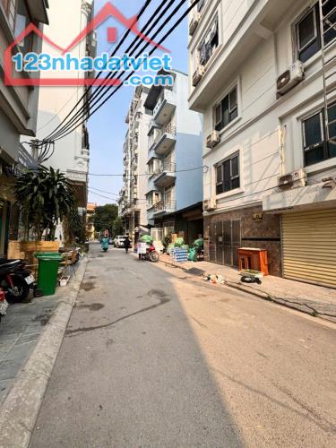BÁN TÒA CHDV SIÊU VIP - 7 TẦNG THANG MÁY - 23 PHÒNG FULL NỘI THẤT. 90m2 MT 8m giá TT
