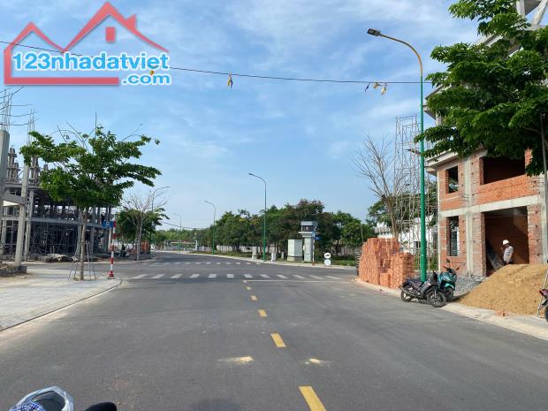 Khai xuân đầu năm tại Richland Residence, liền kề Thành phố mới Bình Dương - 2