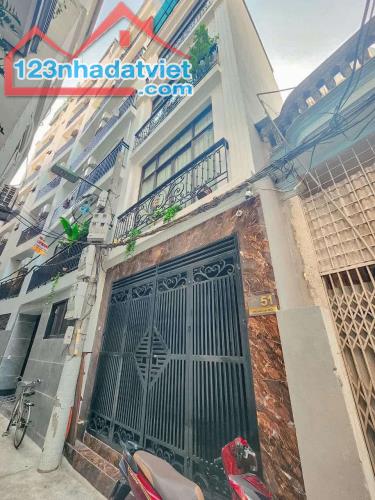 Hoa Hậu Hồ Tùng Mậu oto đỗ cửa- full nội thất mới- nhà xây kiên cố