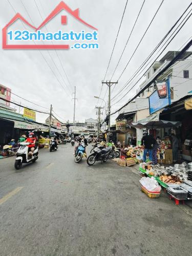 Mặt tiền kinh doanh Bùi Minh Trực 4x32 chỉ 16 tỷ 8