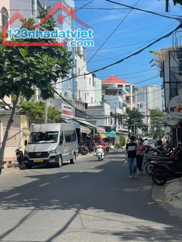 Bán nhà 3 tầng mặt tiền đường Trần Nguyên Hãn- Nha Trang . - 1