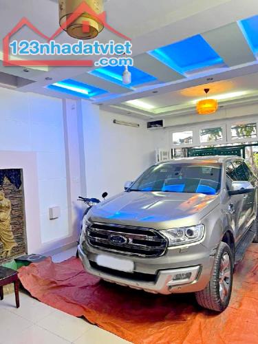 Mặt tiền đường số Ba tơ 5x19 đúc 4 tầng chỉ 9 tỷ