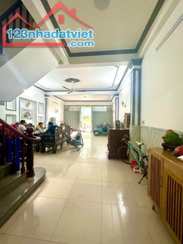 Mặt tiền Phạm Thế Hiển 6x20 chỉ 11 tỷ 9 - 2