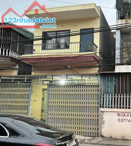 Cho thuê nhà 2 tầng, diện tích đất 89m2 (03 phòng ngủ), mặt tiền 5.7m, đường 3 ô tô