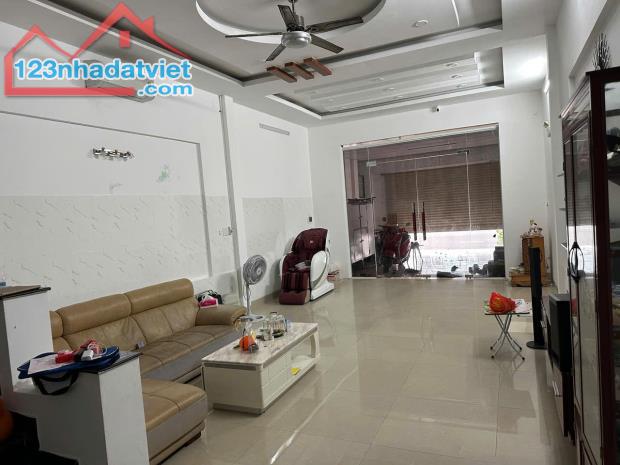 Bán nhà đường Minh Mạng, trục đường đôi thông thẳng bãi tắm Sơn Thuỷ, vị trí đẹp - 2