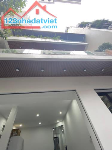 BÁN NHÀ HOÀNG VĂN THÁI THANH XUÂN, NGÕ OTO TRÁNH XÂY TÒA VP, DT 160M2 MT8.5M; 45.X TỶ - 2