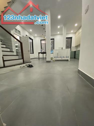 BÁN NHÀ HOÀNG VĂN THÁI THANH XUÂN, NGÕ OTO TRÁNH XÂY TÒA VP, DT 160M2 MT8.5M; 45.X TỶ - 4
