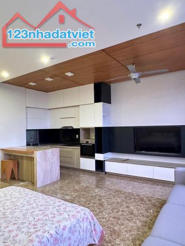 Bán Toà CHDV MT Khuê Mỹ Đông | 5 Tầng | 102m2 | 8 phòng | Dòng Tiền 60tr/tháng | Giá 1x tỷ - 4