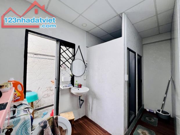KHU PHÂN LÔ AN NINH - HẺM Ô TÔ THÔNG KHẮP NƠI - 70M2 - 3 TẦNG - KHU HIẾM NHÀ BÁN - 4