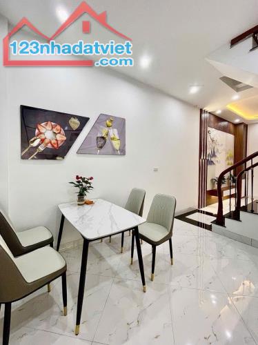 Bán gấp nhà Vũ Tông Phan - Thanh Xuân oto 15m 30m² 3 tầng đẹp Nở hậu chỉ 3.3 tỷ - 2
