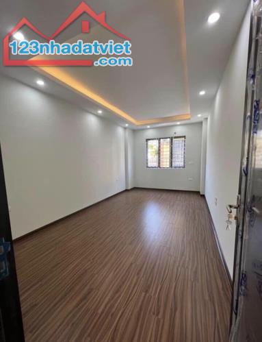 Bán căn nhà 4 tầng dt 43 m2 tại kim chung hoài đức giá bán 4tỷxx  Nhà ngần đường 422b - 2