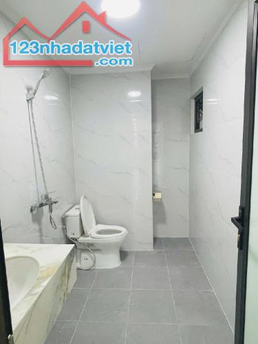 MẶT PHỐ HỒ TÙNG MẬU - THANG MÁY - GẦN TRƯỜNG ĐH THƯƠNG MẠI - KINH DOANH, 70M2; GIÁ 46 TỶ - 3