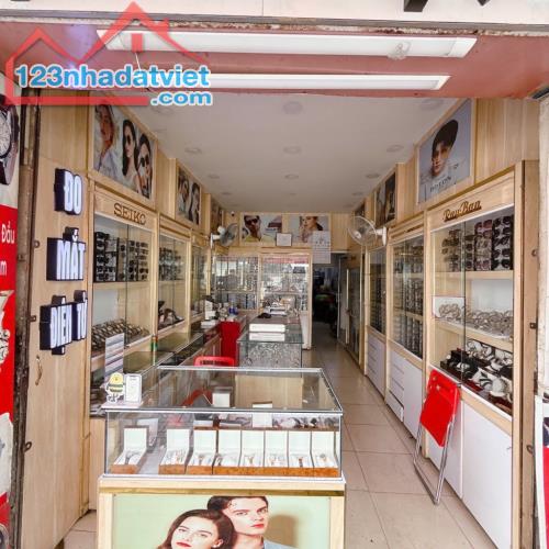 BÁN NHÀ MẶT TIỀN QUẬN 6 - 80M2, NHỈNH 11 TỶ - 1