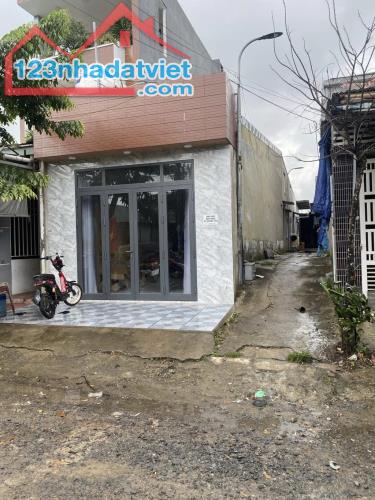 🔥🔥🔥VỪA Ở VỪA CÓ DÒNG TIỀN 🔥🔥🔥
🏡 Cần Bán Căn Nhà Cấp 4 Kiệt Đường Âu Cơ, Đà Nẵng (