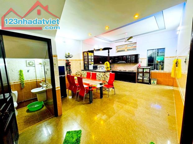 Mặt tiền đường số 3419 Phạm Thế Hiển chỉ 14 tỷ - 1