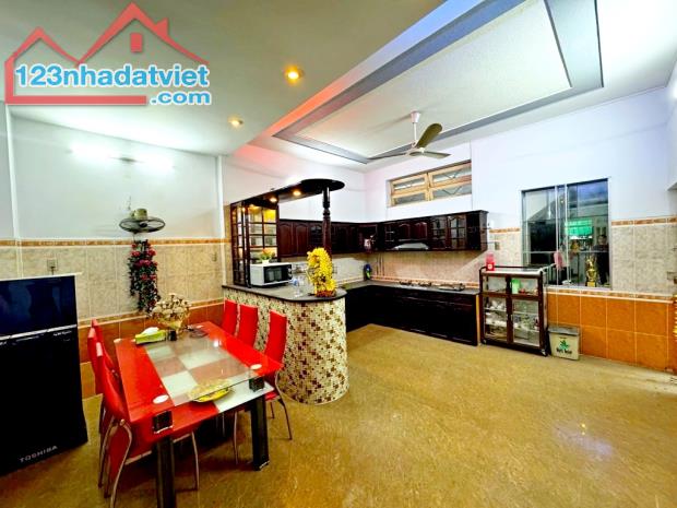 Mặt tiền đường số 3419 Phạm Thế Hiển chỉ 14 tỷ - 2
