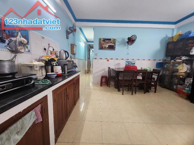 Mặt tiền kinh doanh Phạm Thế Hiển 4.3x27 chỉ 10 tỷ 8