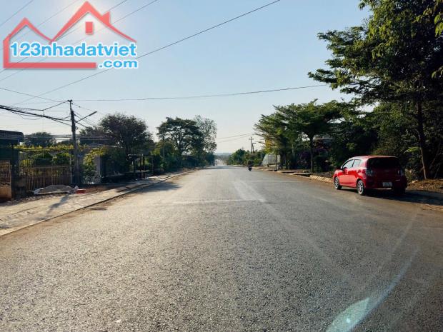 2,3 sào 600m thổ cư mặt tiền Nguyễn Thị Định phường Thành Nhất BMT - 1
