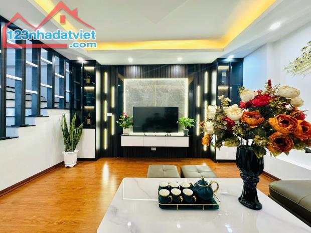 Bán nhà Khương Đình, Thanh Xuân, nhà đẹp lô góc, 5 tầng rộng thoáng